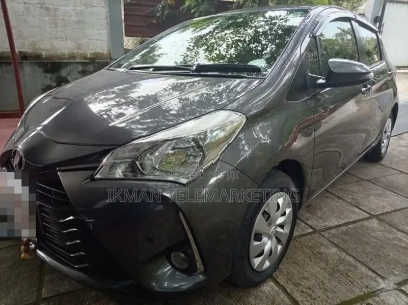 Toyota Vitz 2017