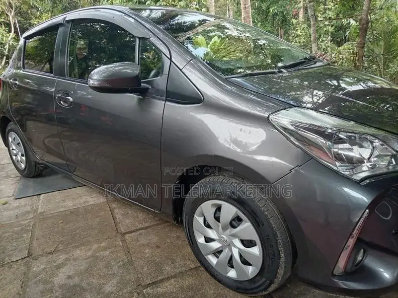 Toyota Vitz 2017