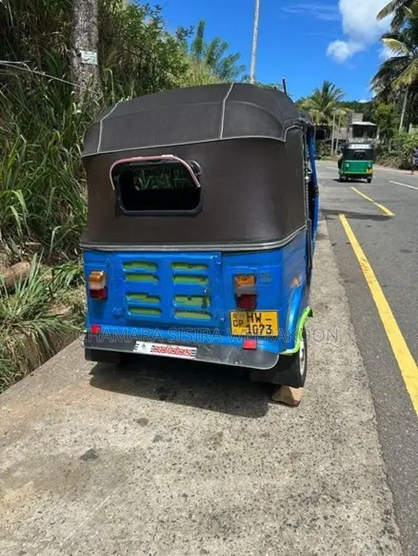 Bajaj RE Three Wheeler 2004