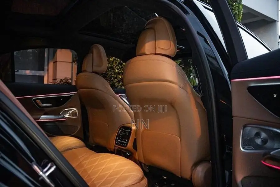 Mercedes Benz E350 AMG Premium Plus 2025