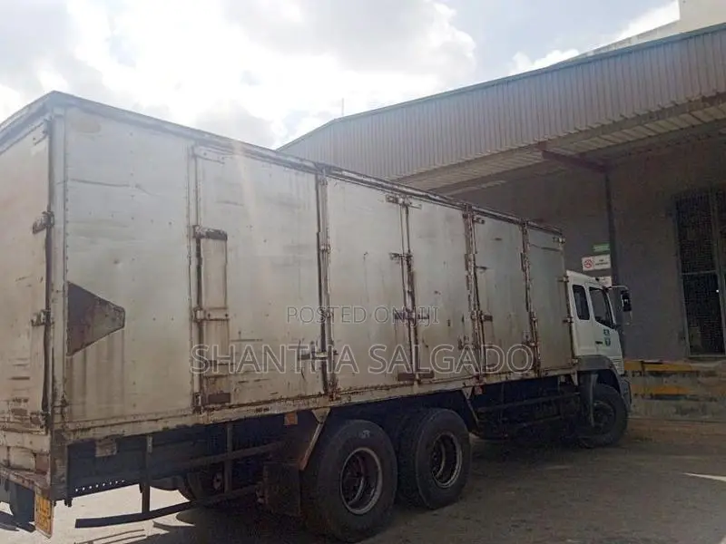 Mitsubishi Fuso 2013
