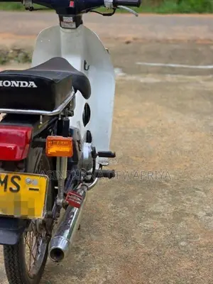 Honda Super Cub 2003