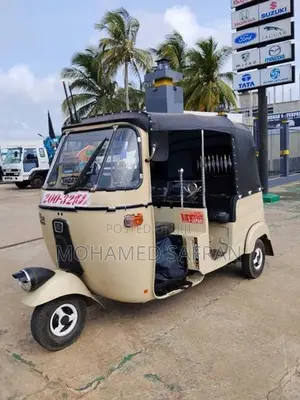 Bajaj RE Three Wheeler 2001
