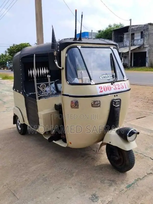 Bajaj RE Three Wheeler 2001