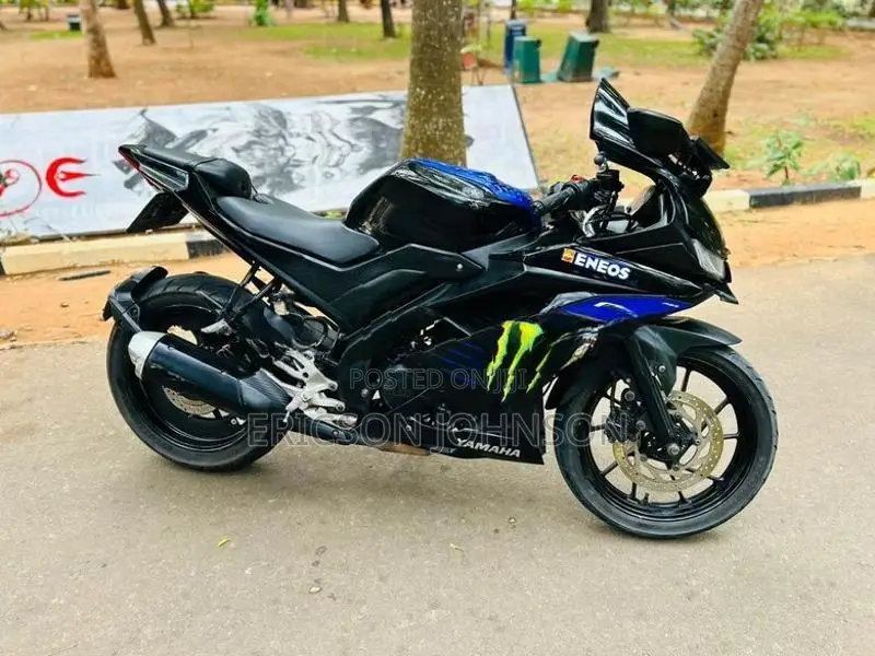 Yamaha R15 2019