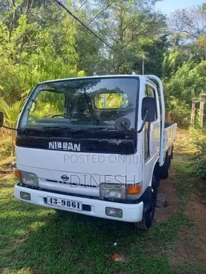 Nissan Atlas 1989