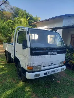Nissan Atlas 1989