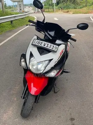 Yamaha RayZR 2016