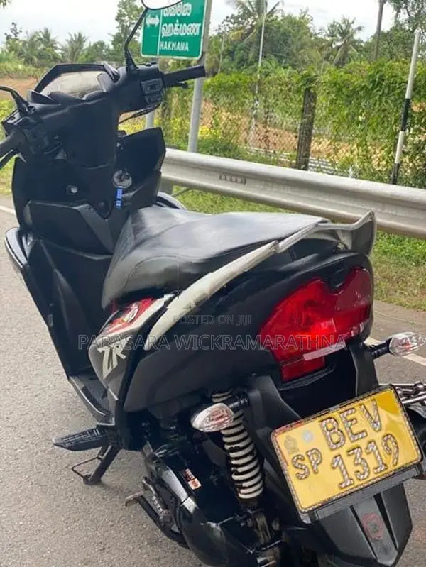 Yamaha RayZR 2016