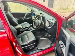 Toyota RAV4 2017