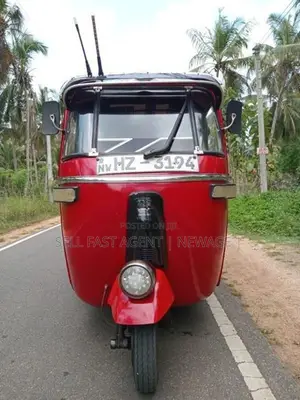 Bajaj RE 2 Strock 2004