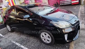 Toyota Prius 2012