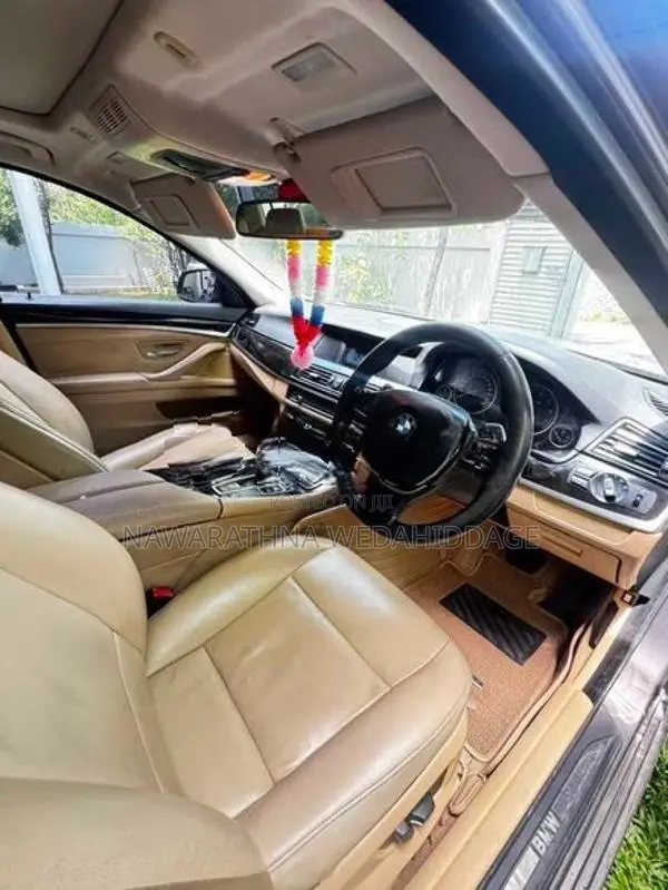 BMW 528i F10 2011