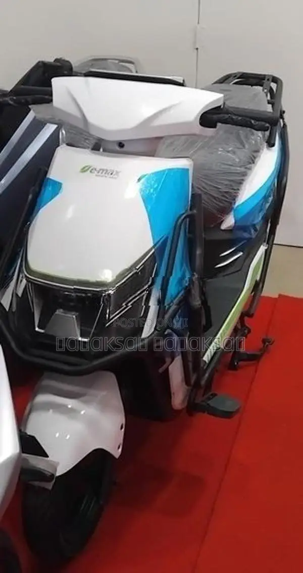 Emax ES4 2026