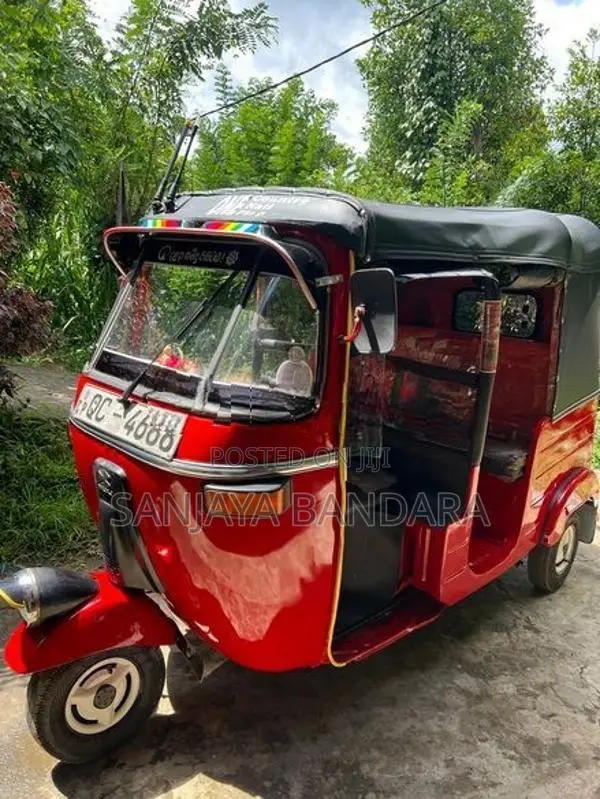 Bajaj RE 2006