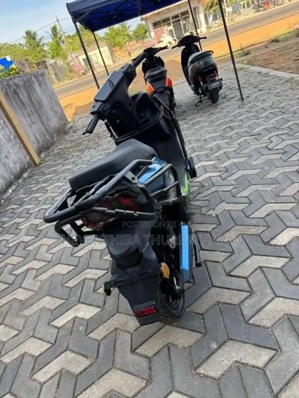 E Max 2026