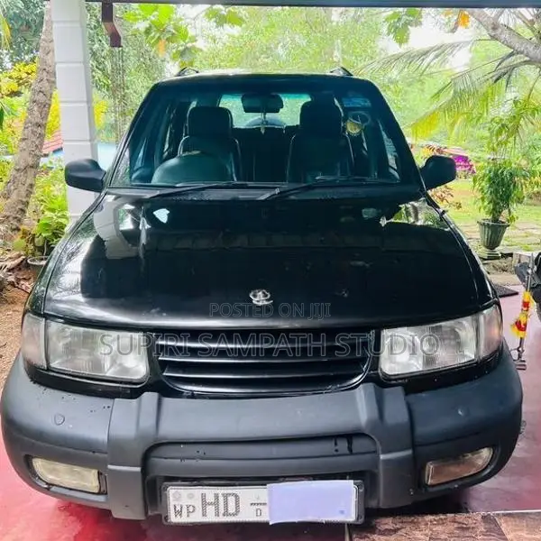 Tata Safari 2003