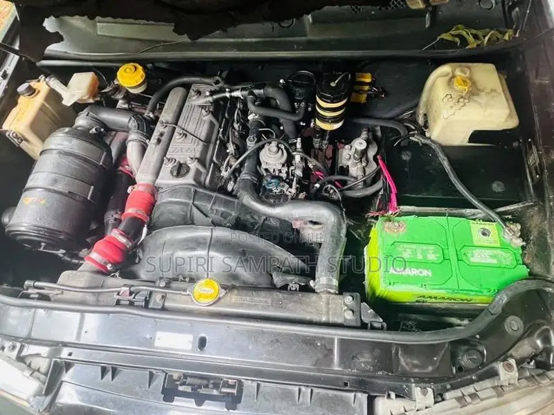 Tata Safari 2003