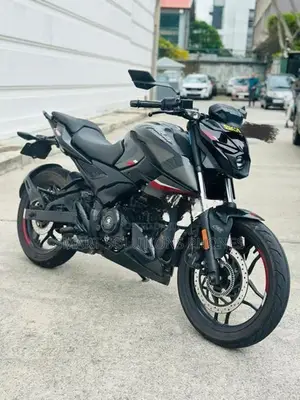 Bajaj Pulsar N160 2025