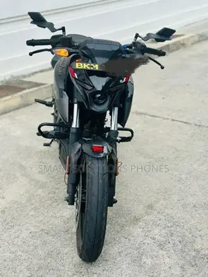 Bajaj Pulsar N160 2025