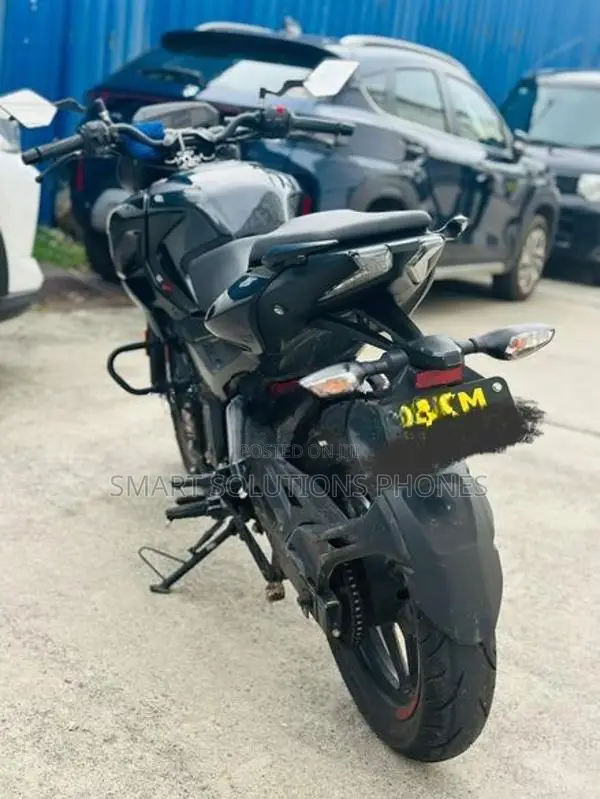Bajaj Pulsar N160 2025
