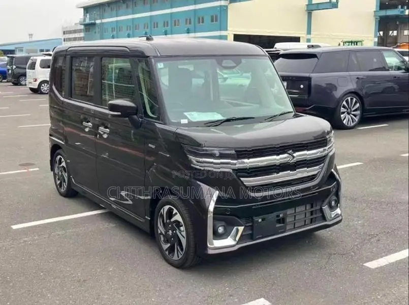 Suzuki Spacia Dual Power Doors 2024