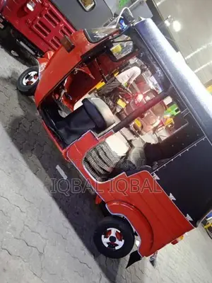 Bajaj RE 2004