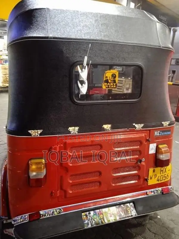 Bajaj RE 2004
