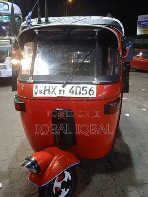 Bajaj RE 2004