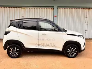 Mahindra KUV 100 2022