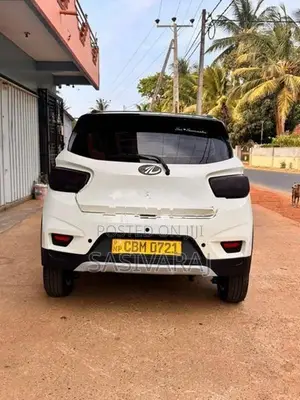Mahindra KUV 100 2022