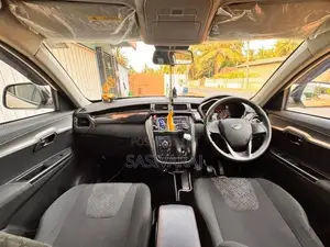 Mahindra KUV 100 2022