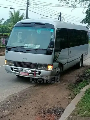 Toyota Coaster 2005