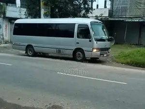 Toyota Coaster 2005