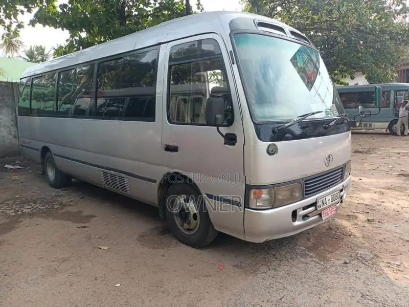 Toyota Coaster 2005