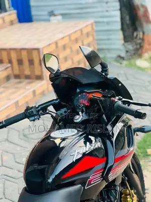 Bajaj Pulsar 220F 2009