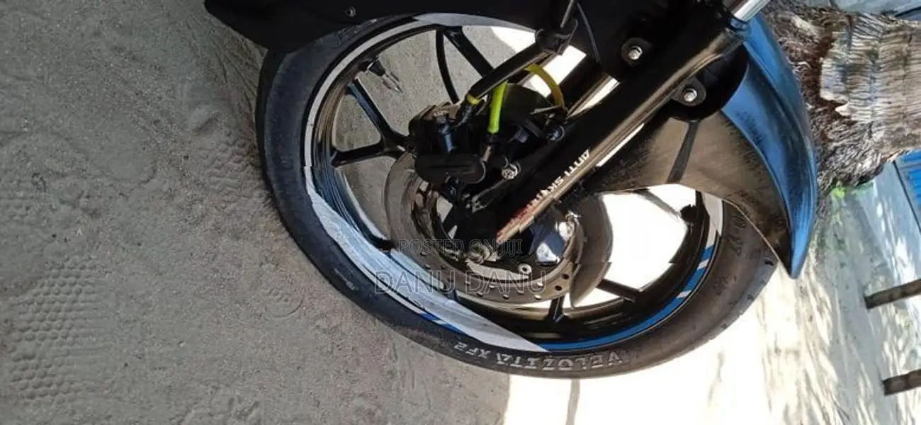 Bajaj Discover 125 2025