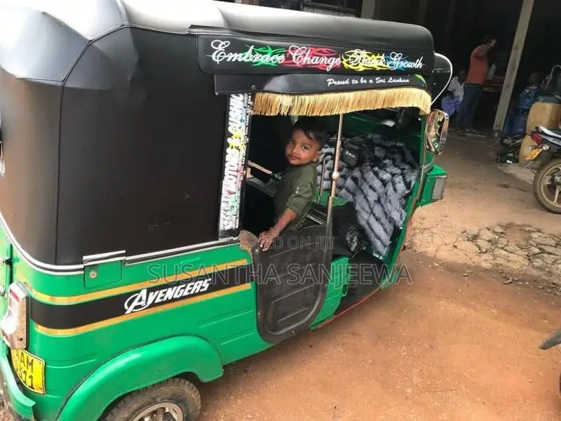 Bajaj RE Three Wheeler 2013