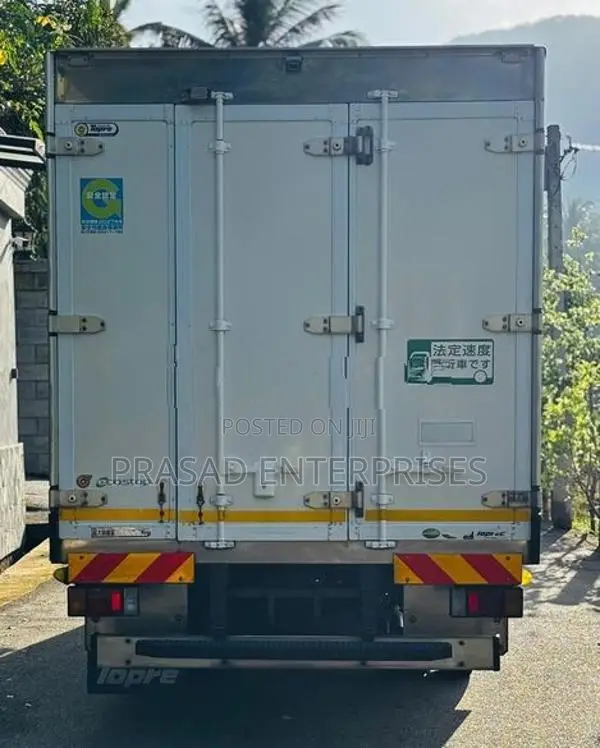 Isuzu Elf AUTOMATIC 2019