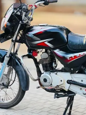 Bajaj CT100 2013