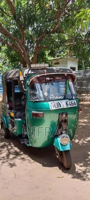 Bajaj RE 2006