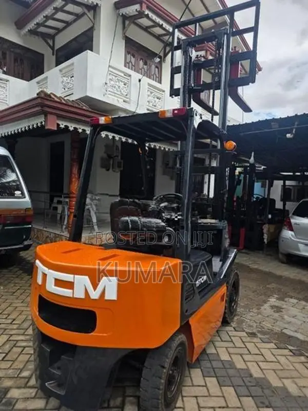 Komatsu Fork Lift Diesel 2.5