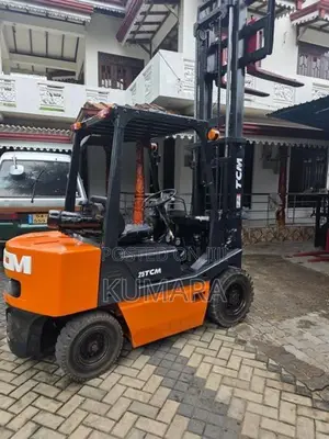 Komatsu Fork Lift Diesel 2.5