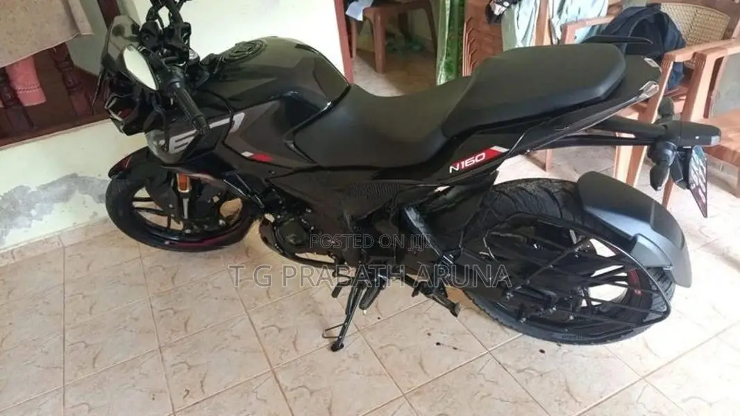 Bajaj Pulsar N160 2025