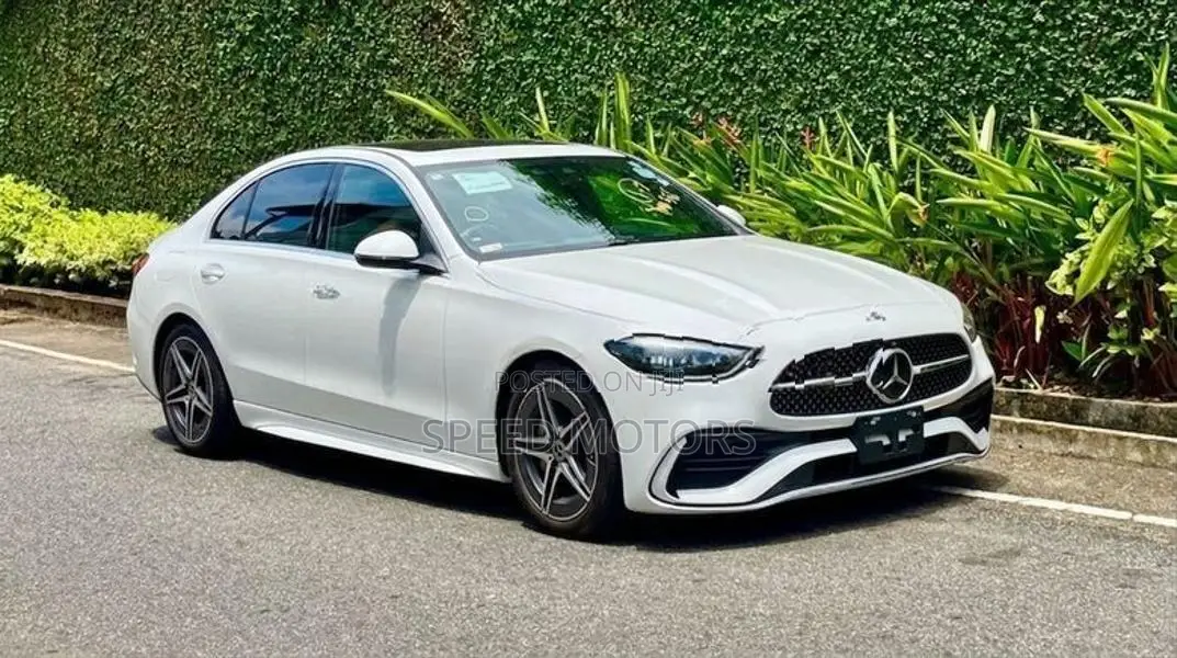 Mercedes Benz C200 AMG Premium Plus 2025
