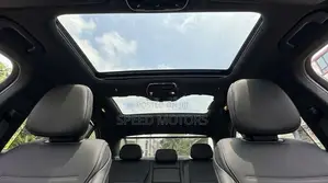 Mercedes Benz C200 AMG Premium Plus 2025