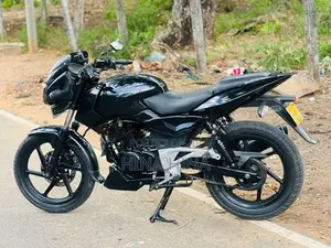 Bajaj Pulsar 180 2011