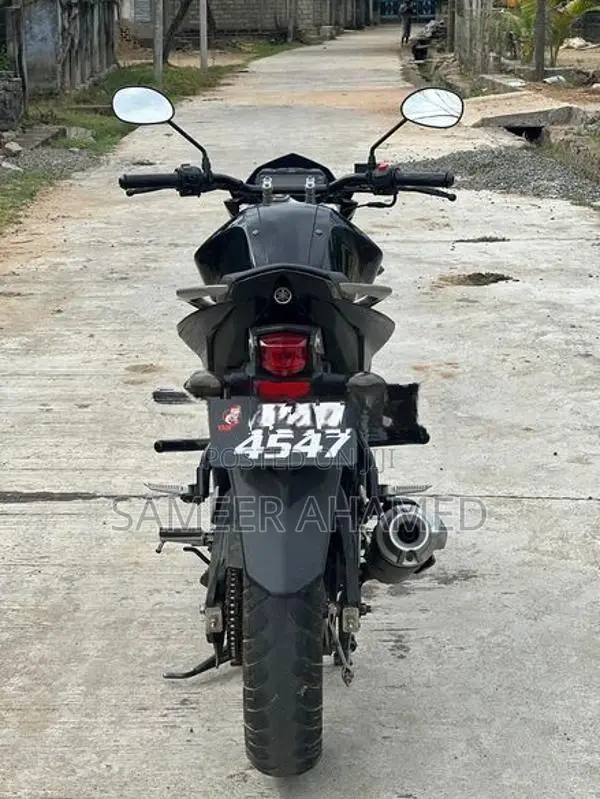 Yamaha FZs V2 2025
