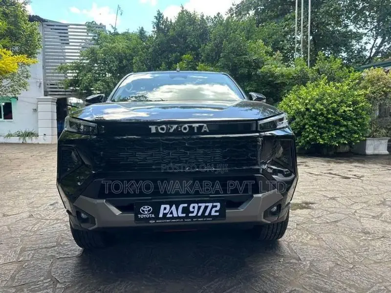 Toyota Hilux Travo Overland Plus 2026