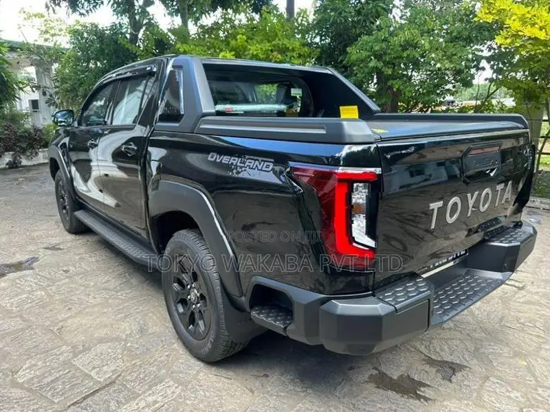 Toyota Hilux Travo Overland Plus 2026